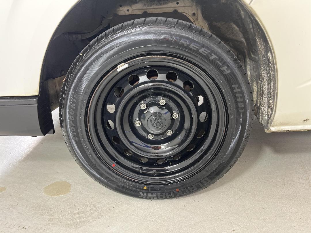 Photo '10' of Toyota Hiace Photo '10' of Toyota Hiace