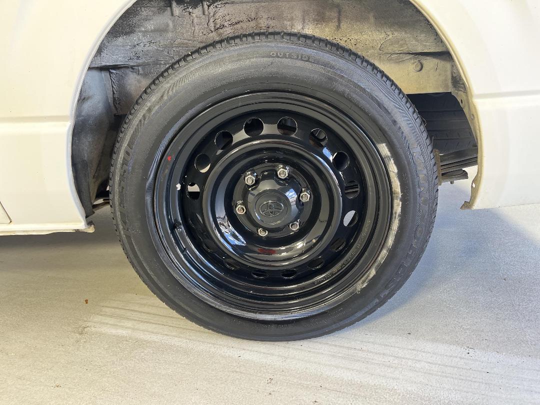 Photo '11' of Toyota Hiace Photo '11' of Toyota Hiace