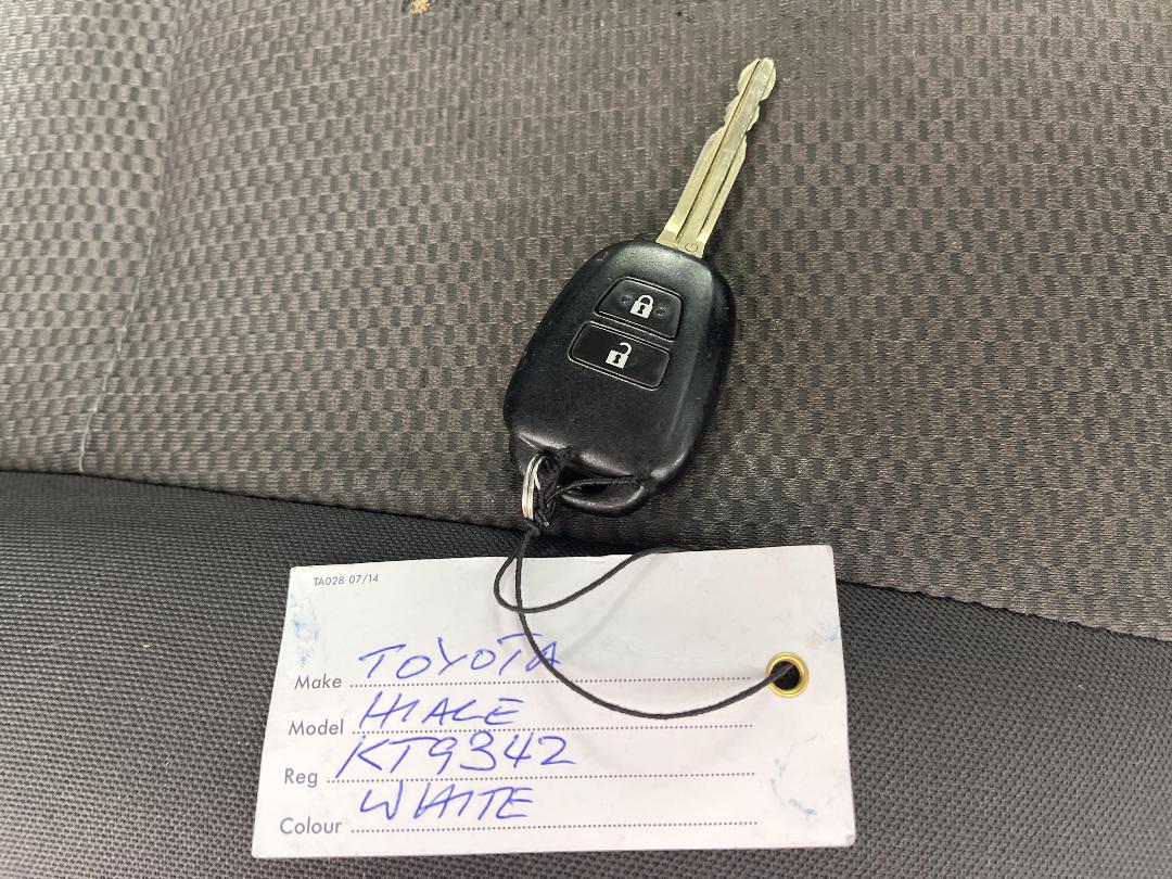 Photo '22' of Toyota Hiace Photo '22' of Toyota Hiace