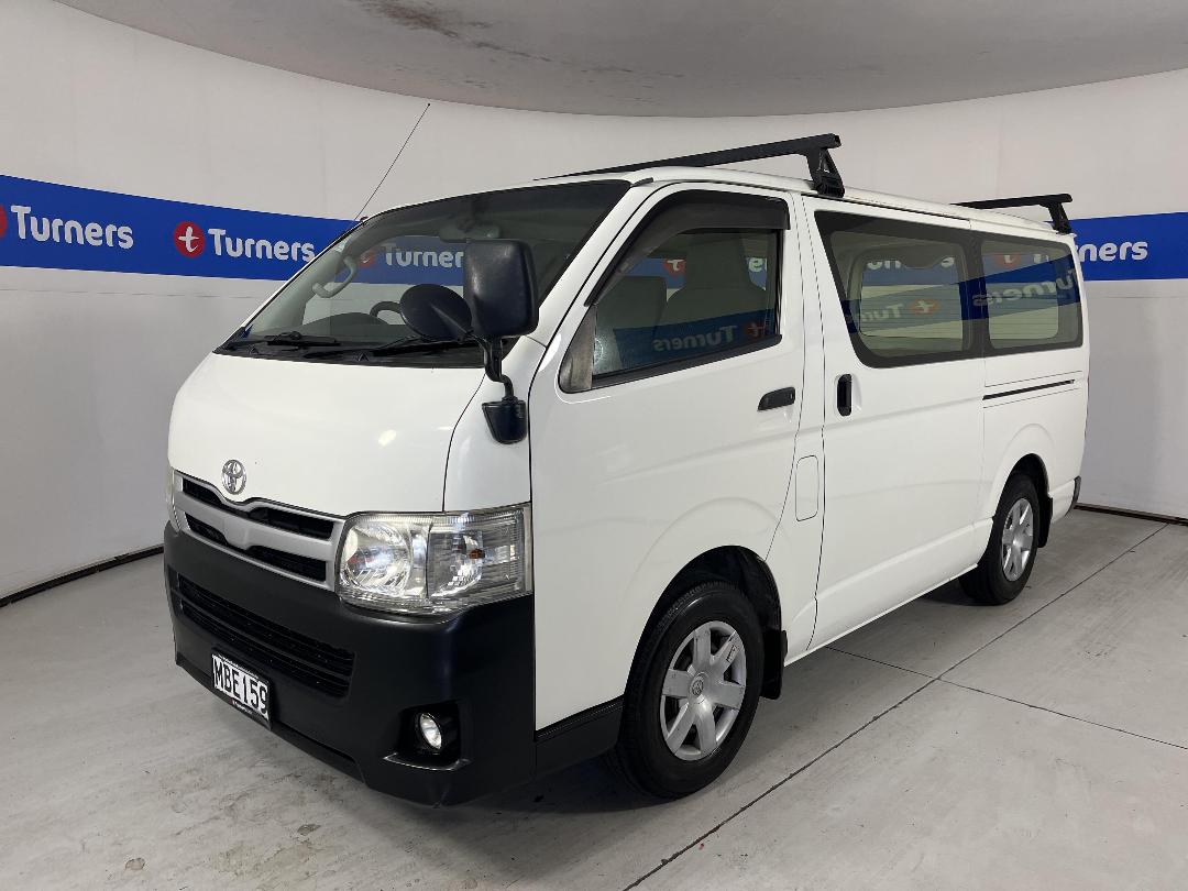 Photo '4' of Toyota Hiace