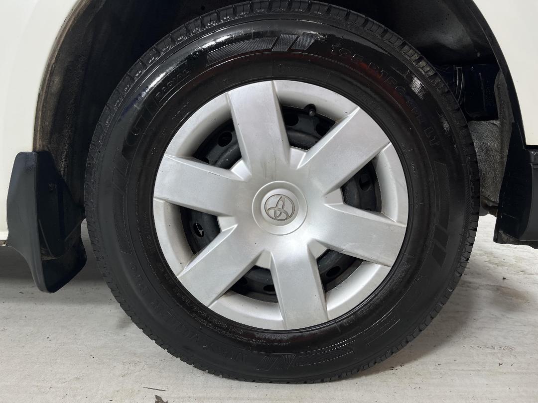 Photo '9' of Toyota Hiace