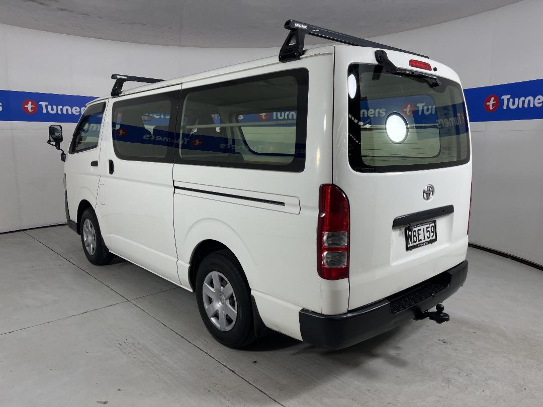 Photo '5' of Toyota Hiace
