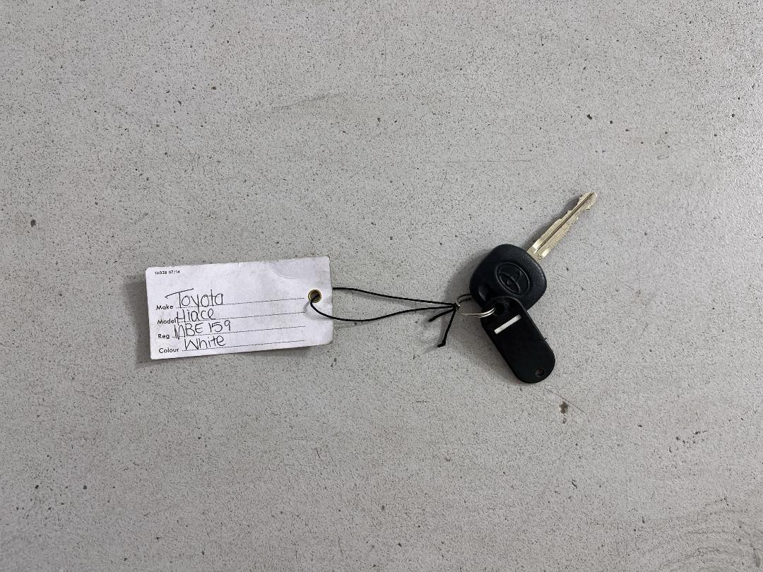 Photo '22' of Toyota Hiace