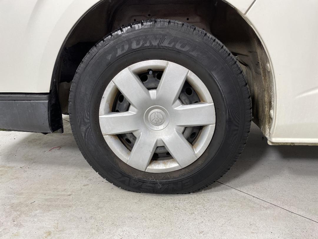 Photo '10' of Toyota Hiace Photo '10' of Toyota Hiace