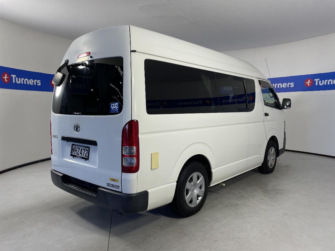 Photo '7' of Toyota Hiace Photo '7' of Toyota Hiace