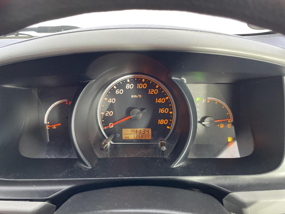 Photo '20' of Toyota Hiace Photo '20' of Toyota Hiace