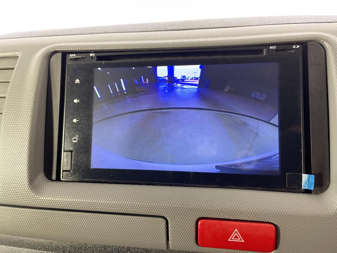 Photo '23' of Toyota Hiace Photo '23' of Toyota Hiace