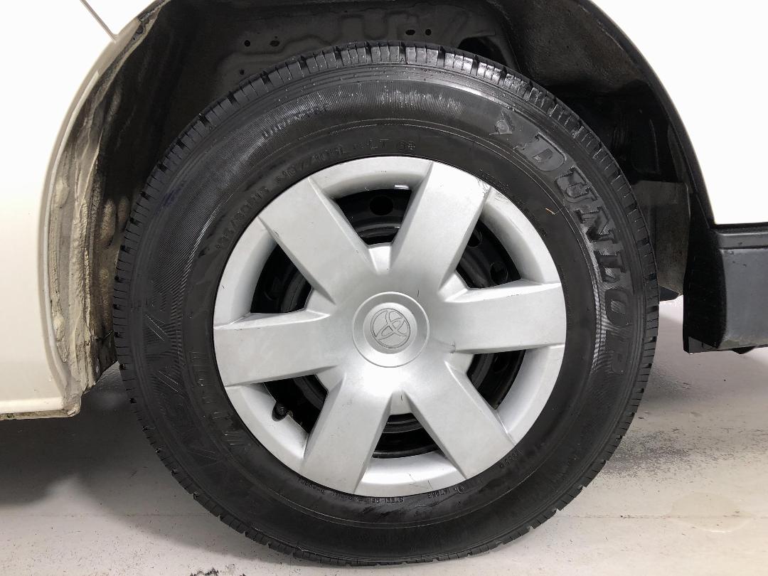 Photo '9' of Toyota Hiace