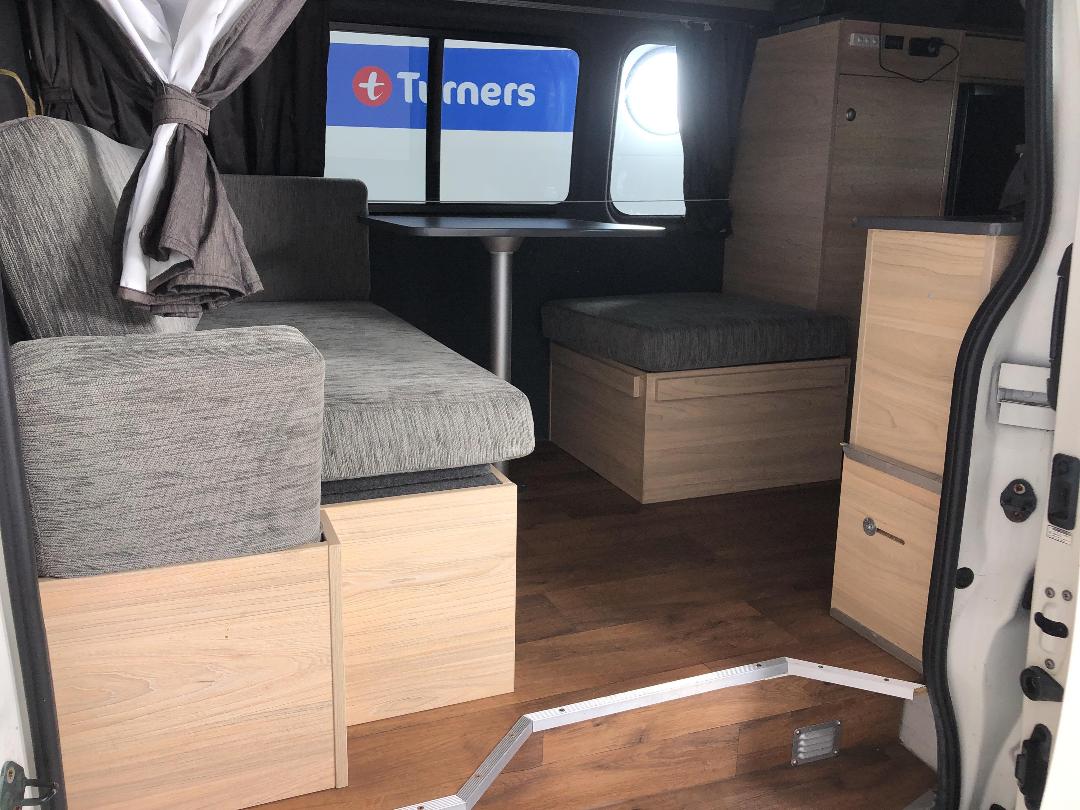 Photo '19' of Toyota Hiace