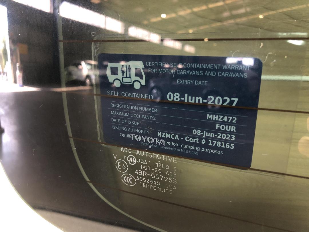 Photo '31' of Toyota Hiace