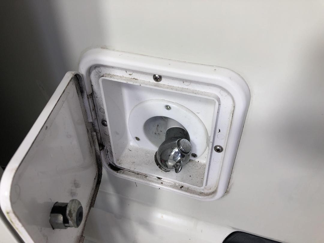 Photo '34' of Toyota Hiace