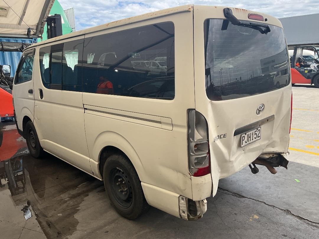 Photo '4' of Toyota Hiace Photo '4' of Toyota Hiace