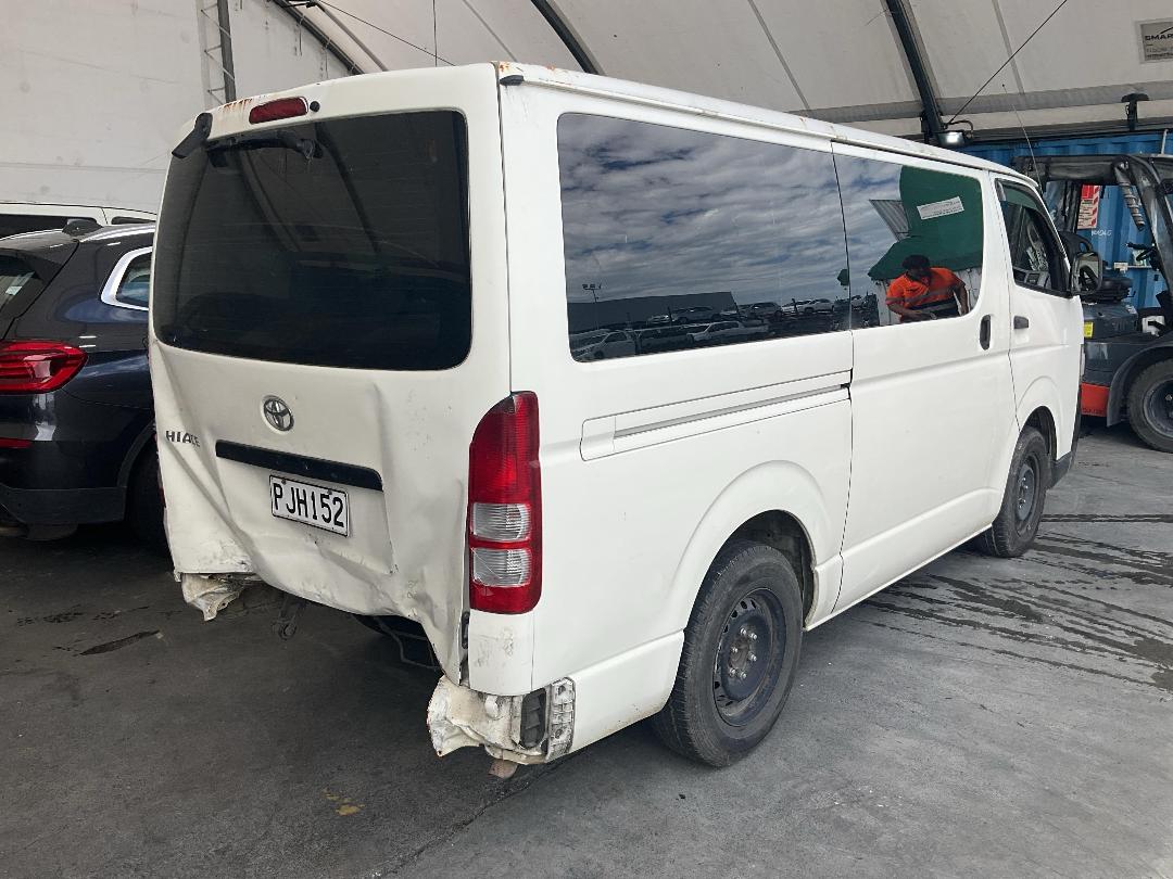 Photo '6' of Toyota Hiace Photo '6' of Toyota Hiace