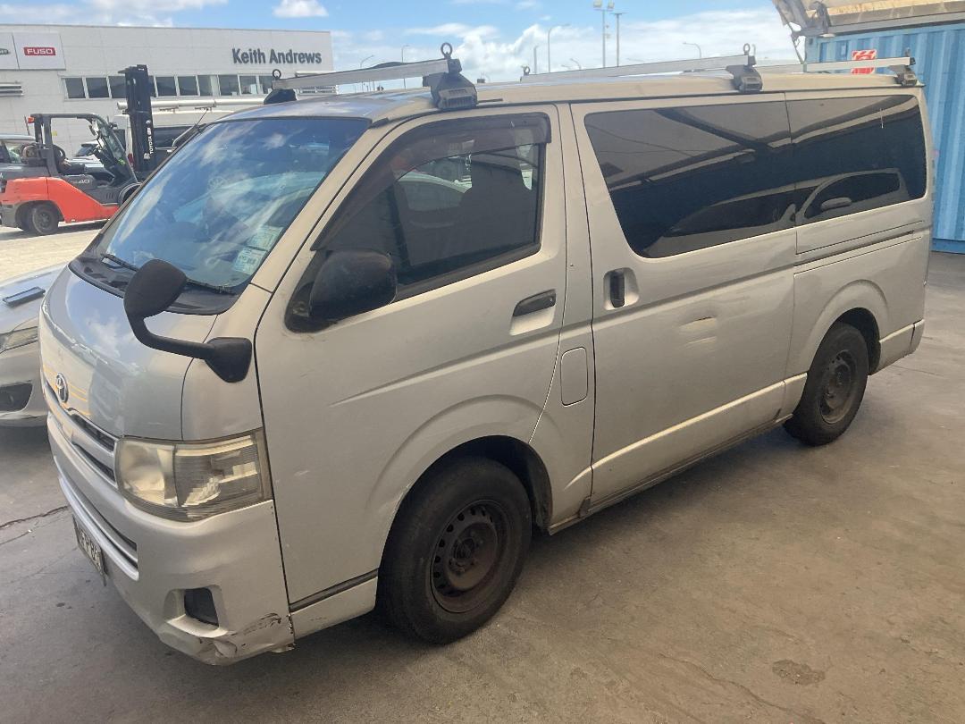 Photo '3' of Toyota Hiace Photo '3' of Toyota Hiace