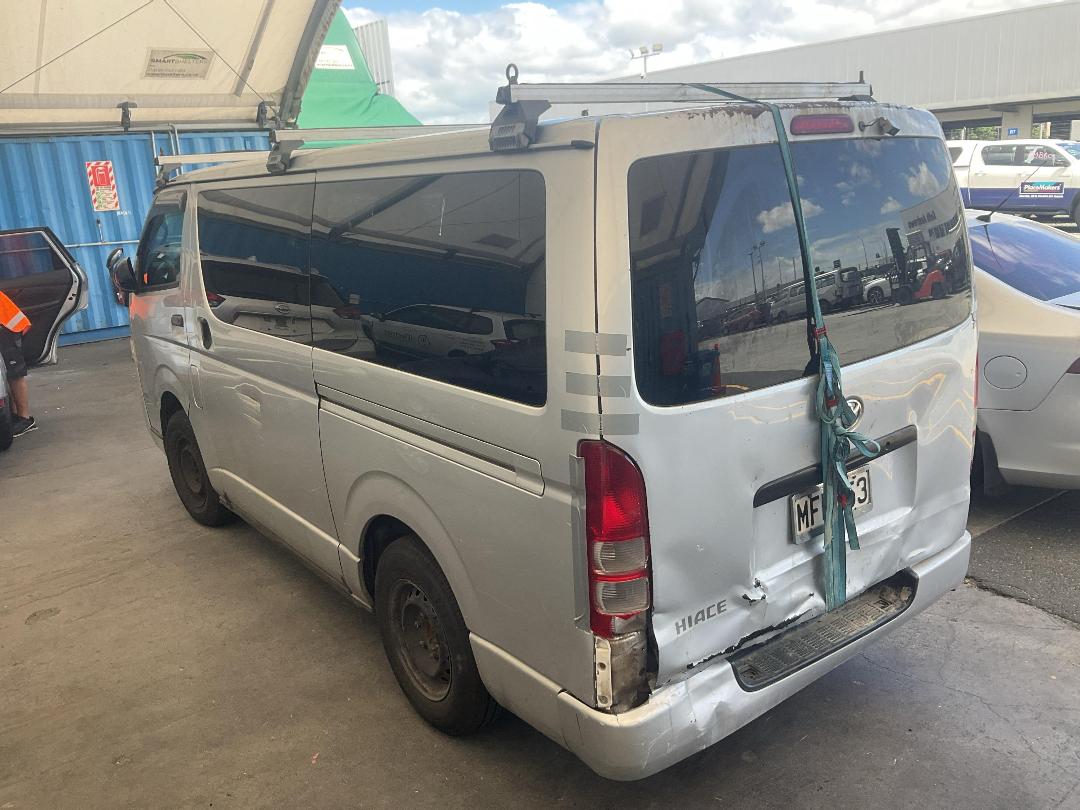 Photo '8' of Toyota Hiace Photo '8' of Toyota Hiace