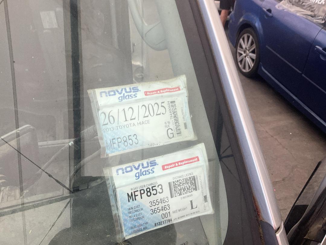 Photo '25' of Toyota Hiace Photo '25' of Toyota Hiace