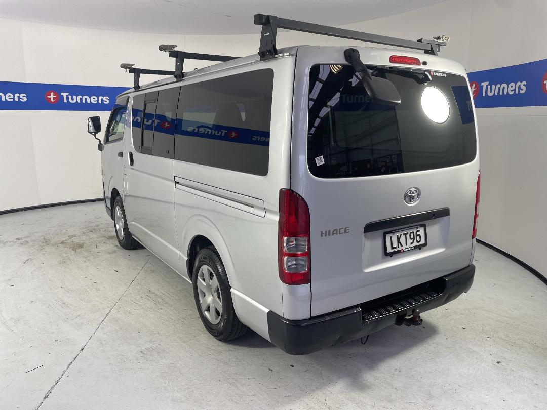 Photo '5' of Toyota Hiace