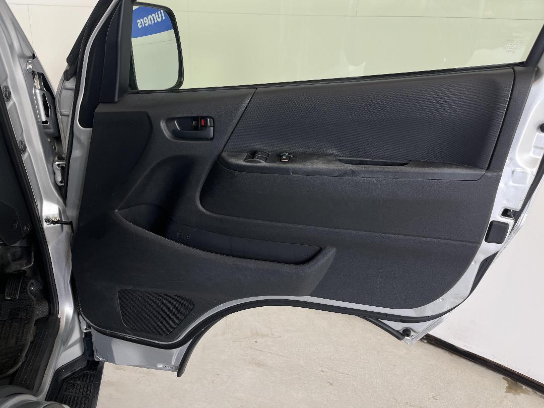 Photo '15' of Toyota Hiace