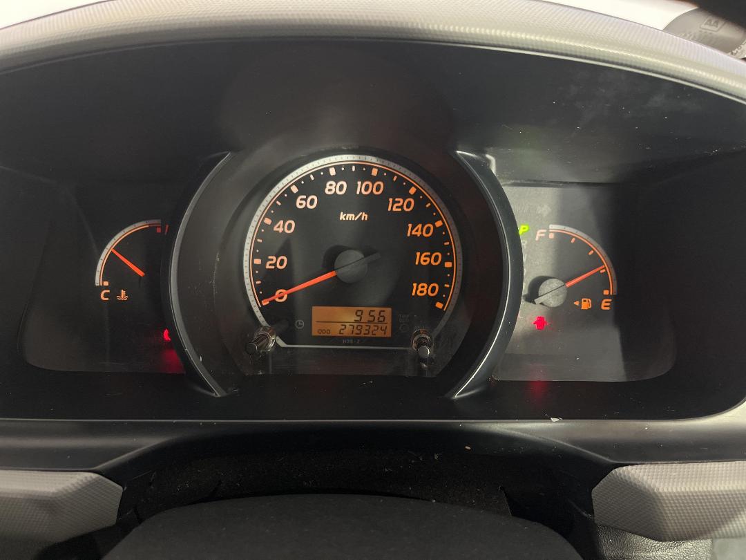 Photo '20' of Toyota Hiace