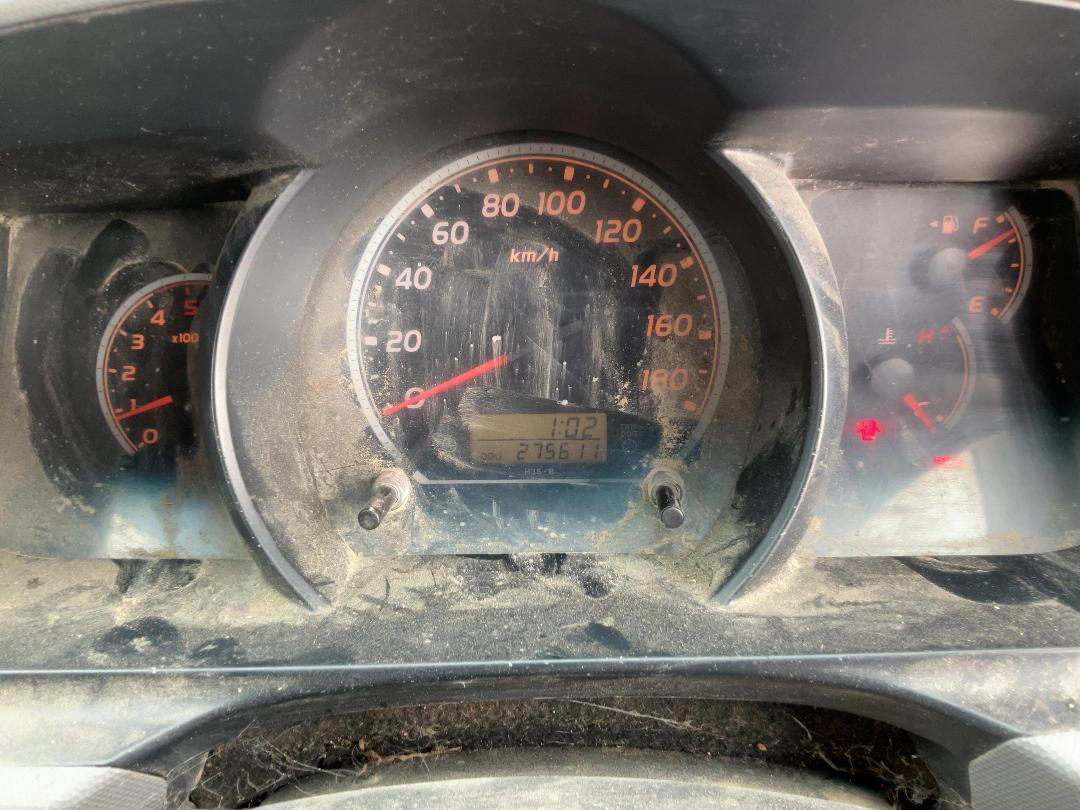 Photo '33' of Toyota Hiace ZL TD