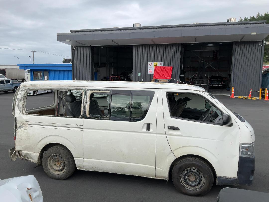 Photo '5' of Toyota Hiace ZL TD