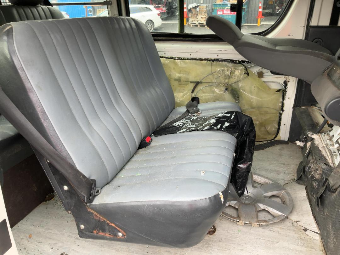 Photo '22' of Toyota Hiace ZL TD