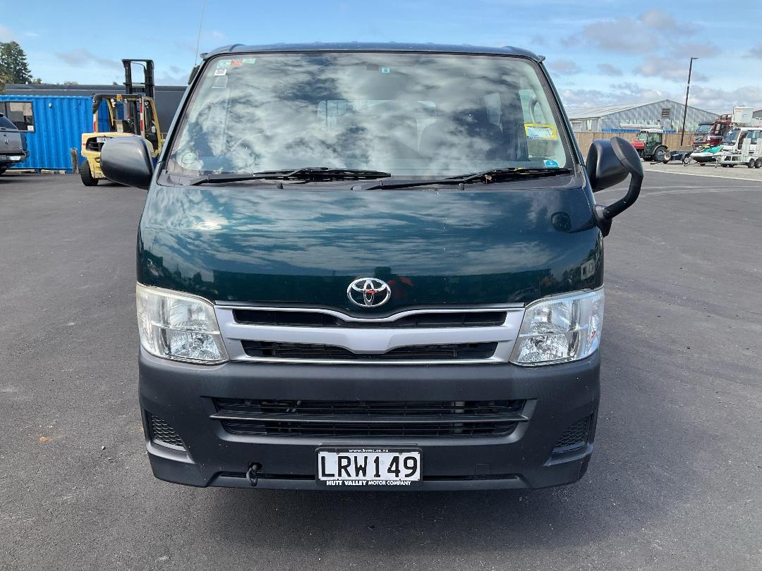 Photo '6' of Toyota Hiace