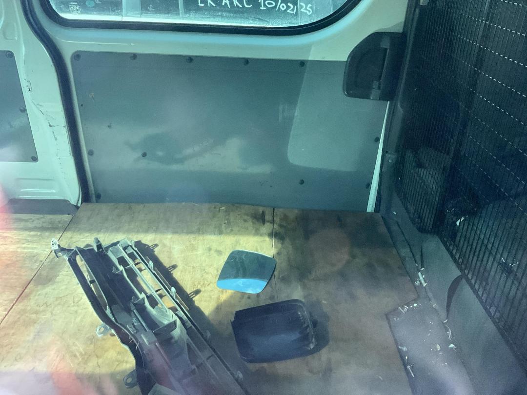 Photo '19' of Toyota Hiace