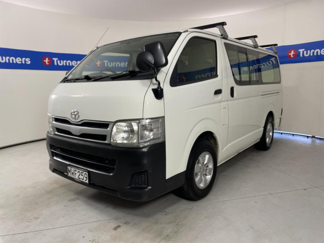 Photo '4' of Toyota Hiace