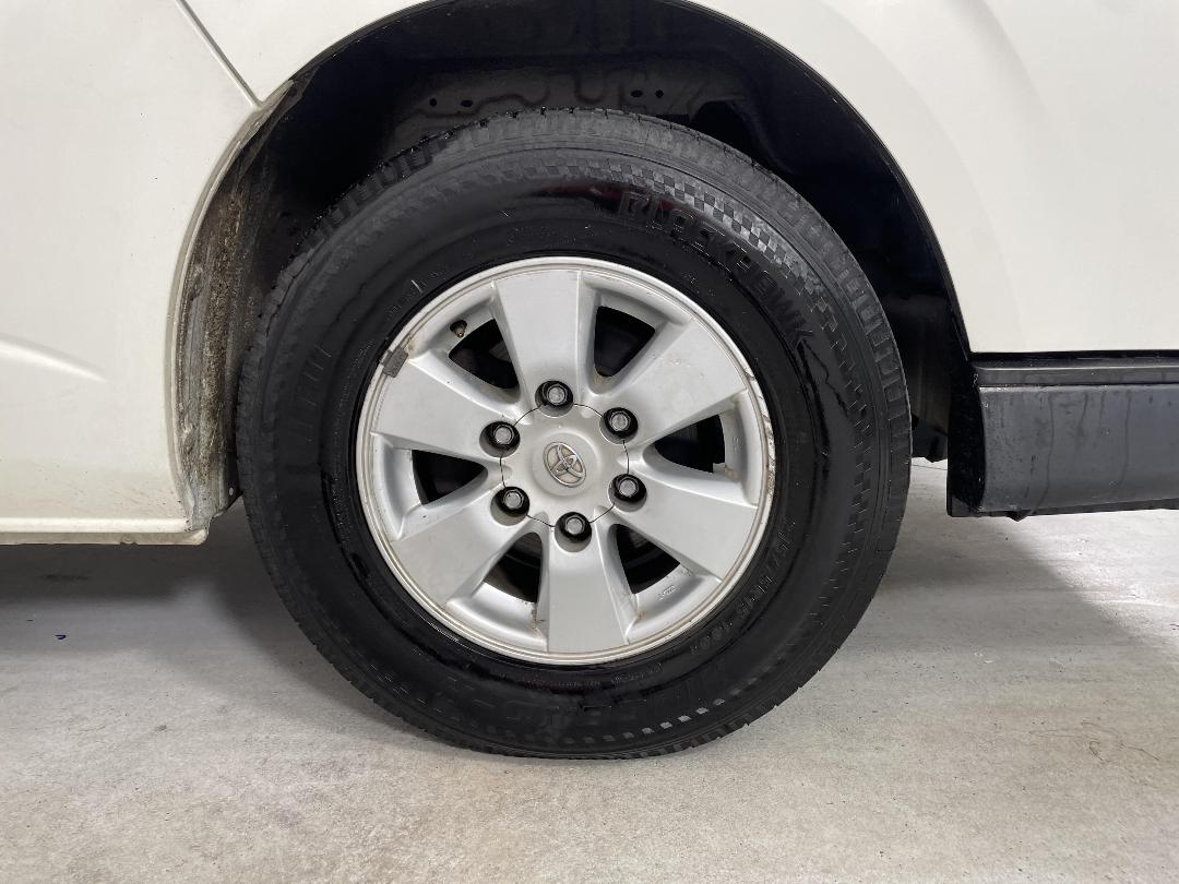 Photo '9' of Toyota Hiace