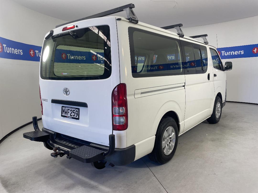 Photo '7' of Toyota Hiace