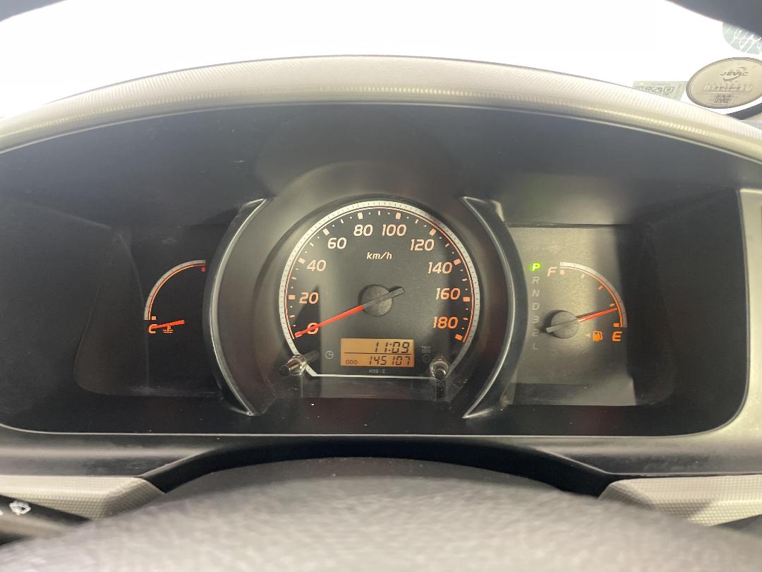 Photo '21' of Toyota Hiace