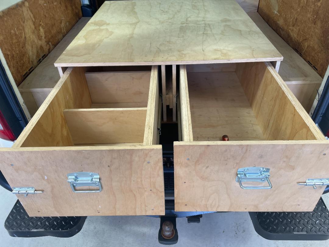 Photo '23' of Toyota Hiace