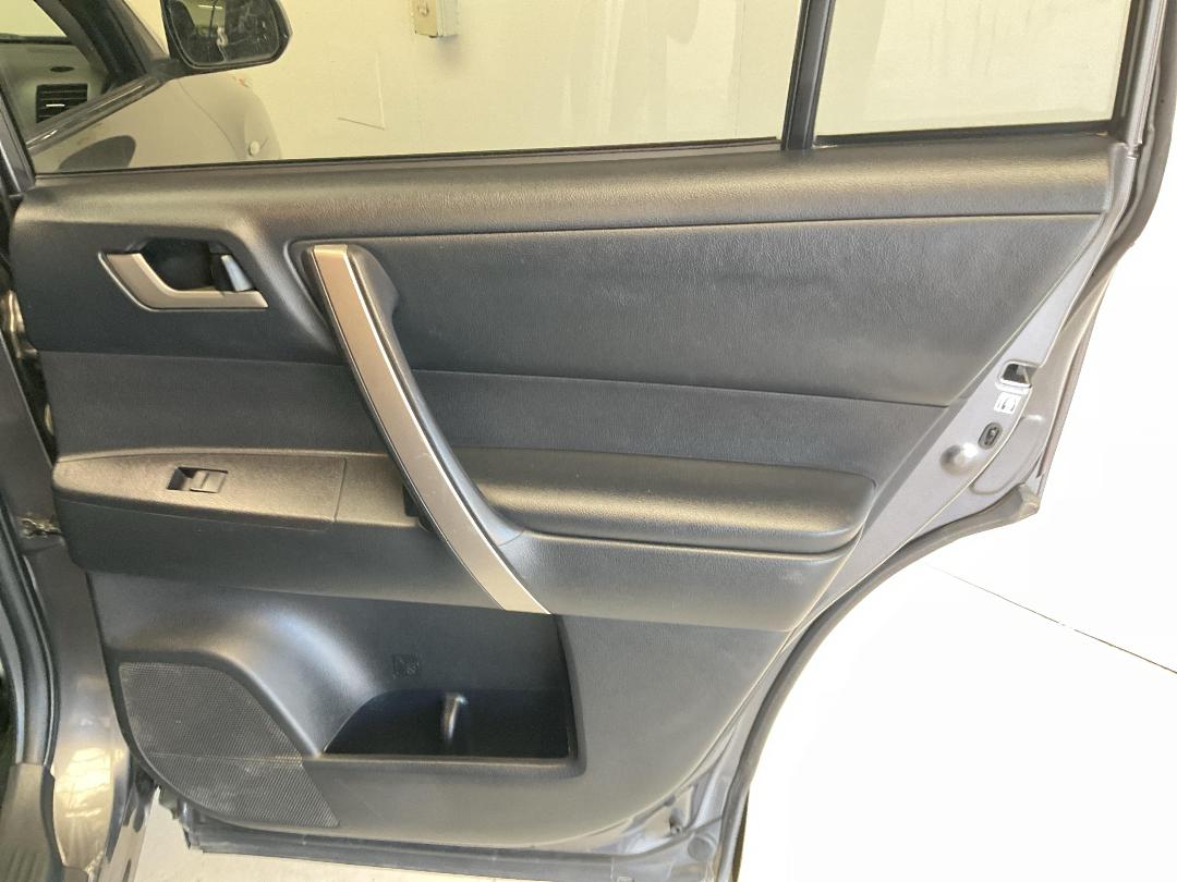 Photo '19' of Toyota Highlander