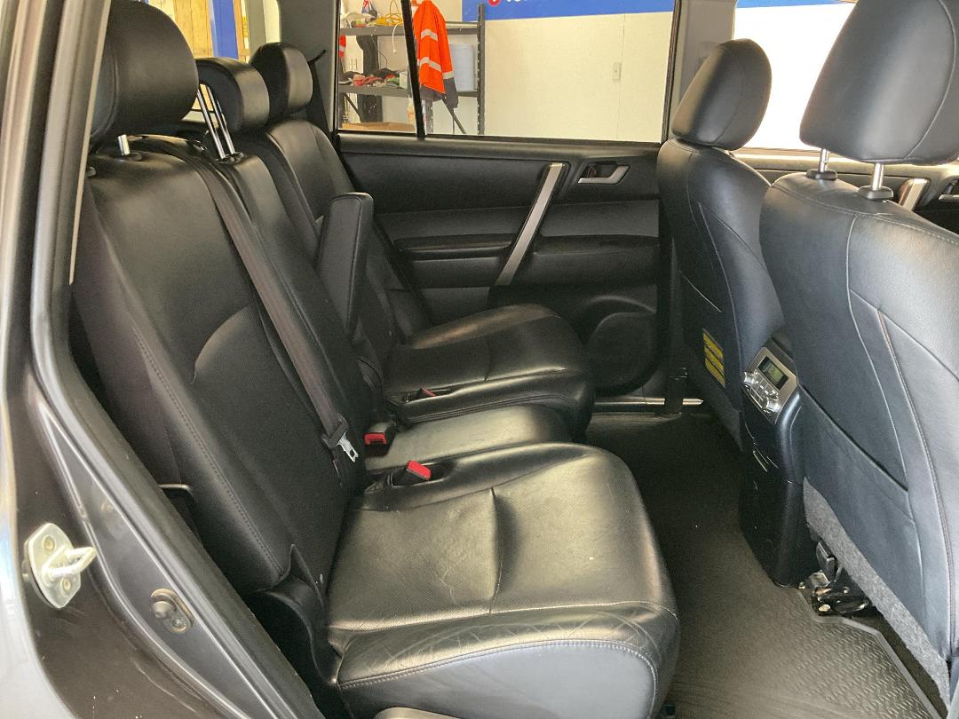 Photo '20' of Toyota Highlander