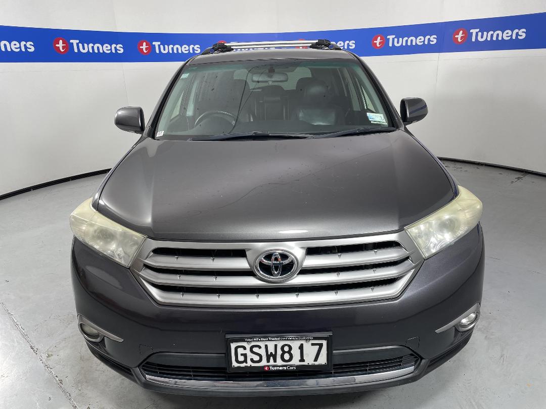 Photo '2' of Toyota Highlander Photo '2' of Toyota Highlander