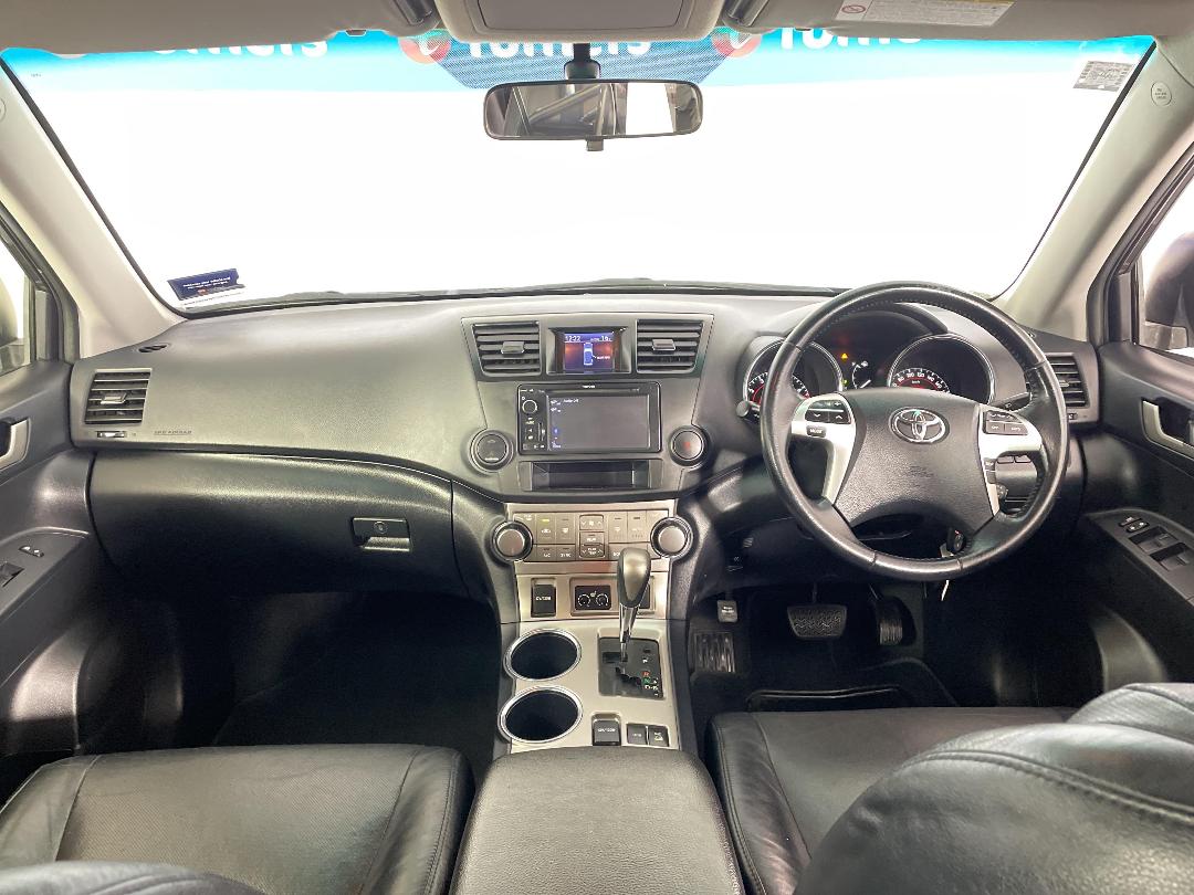 Photo '17' of Toyota Highlander Photo '17' of Toyota Highlander