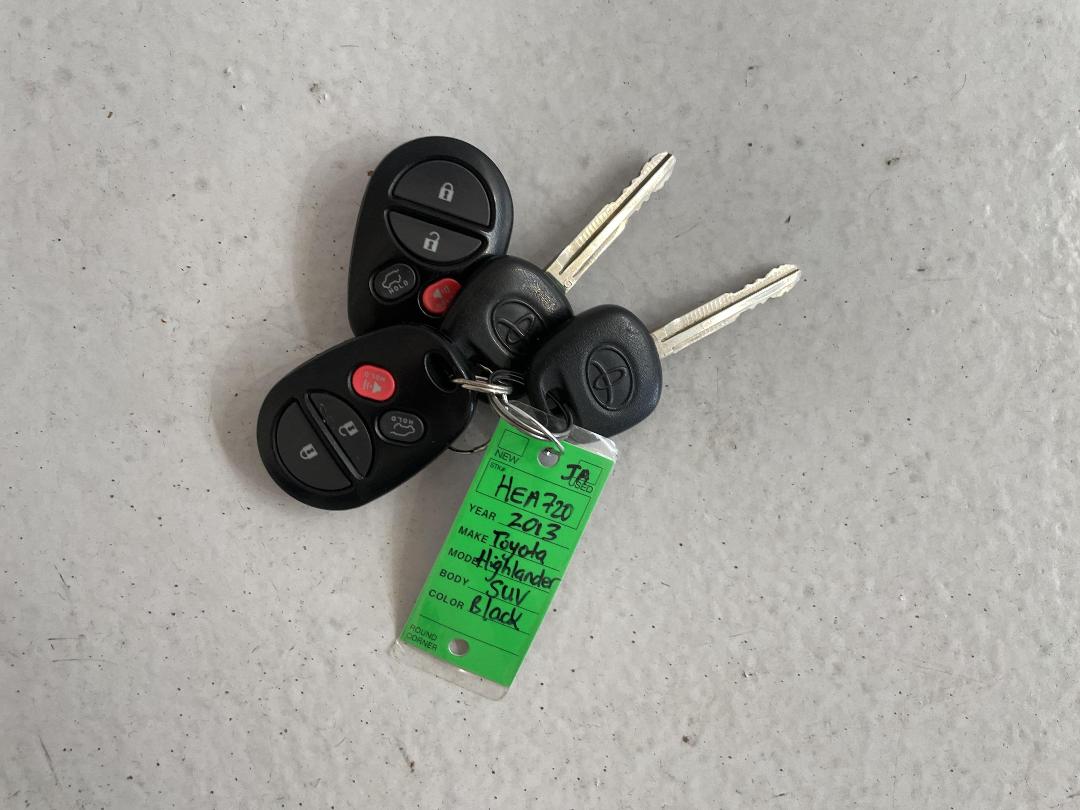 Photo '22' of Toyota Highlander