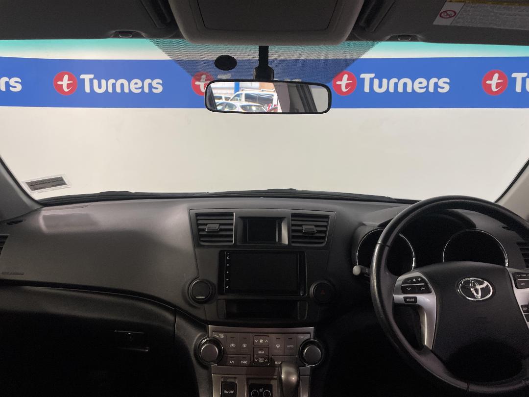 Photo '17' of Toyota Highlander