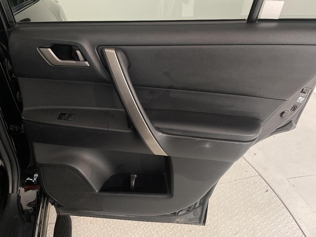 Photo '19' of Toyota Highlander