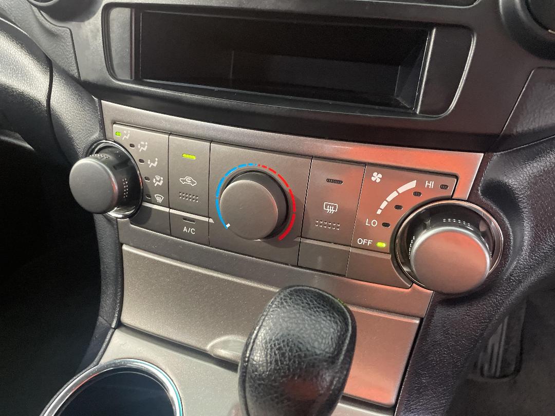 Photo '30' of Toyota Highlander