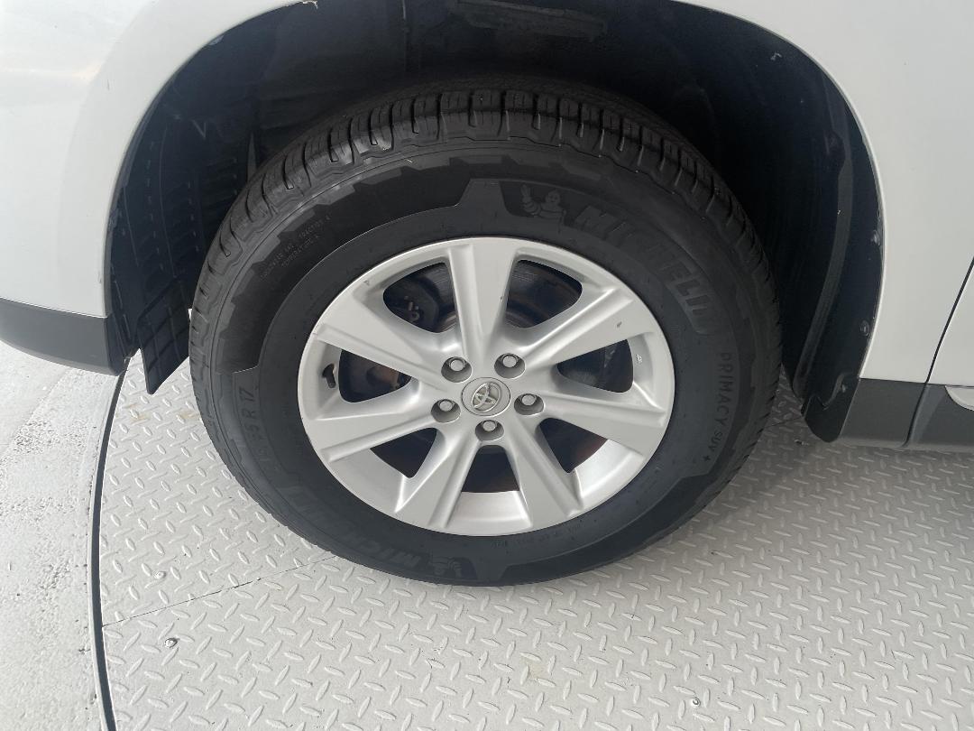 Photo '10' of Toyota Highlander