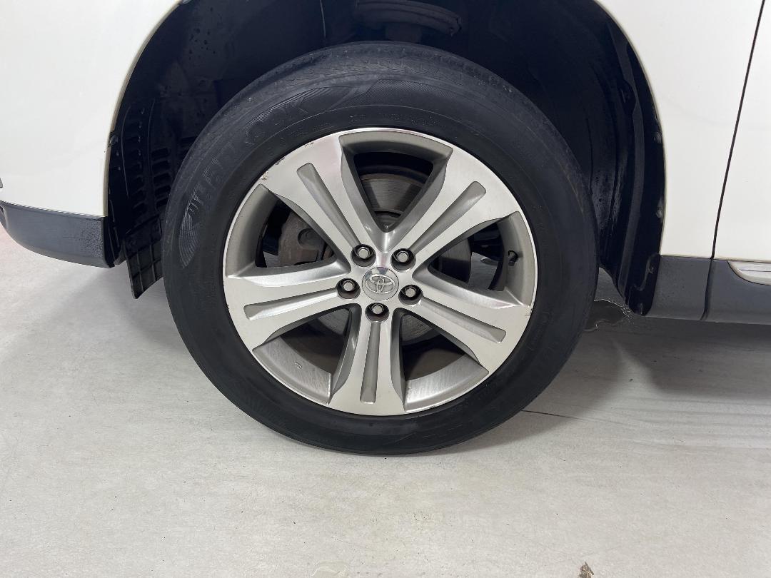Photo '10' of Toyota Highlander