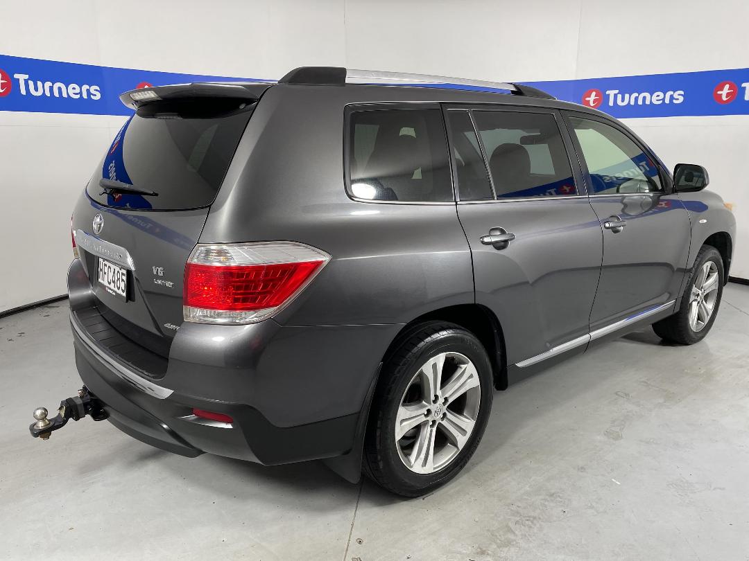 Photo '7' of Toyota Highlander Photo '7' of Toyota Highlander