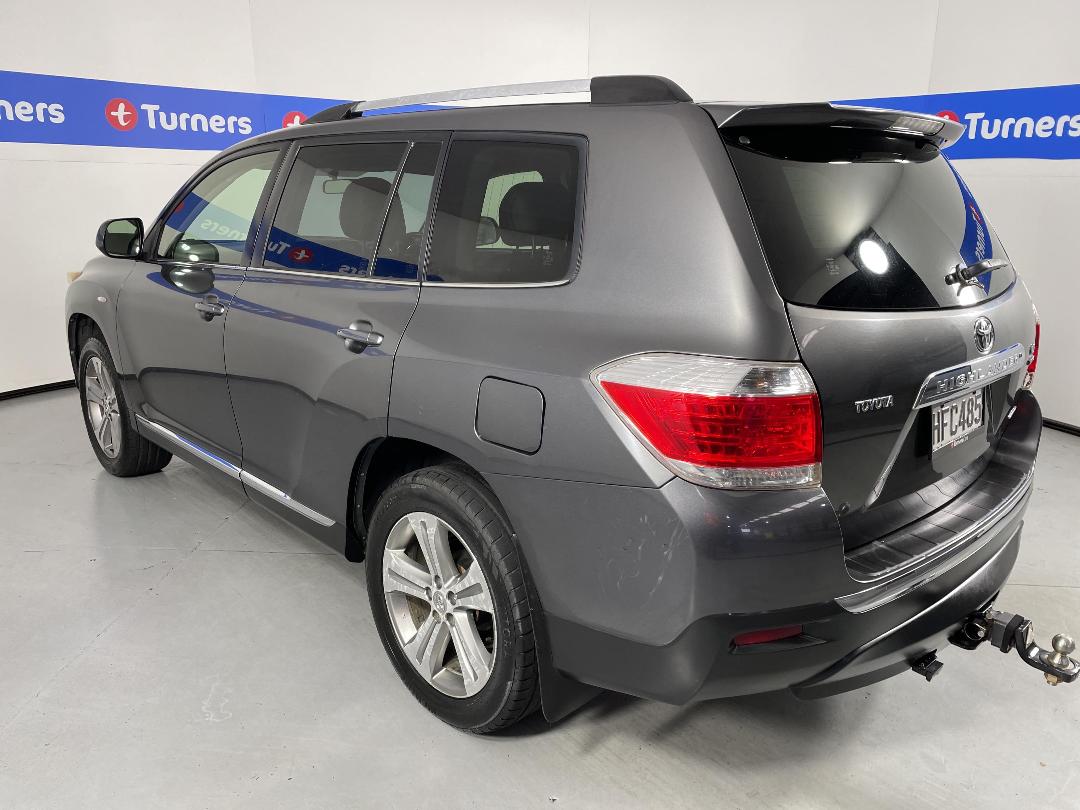 Photo '5' of Toyota Highlander Photo '5' of Toyota Highlander