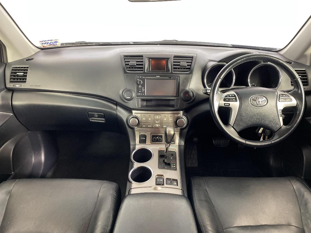 Photo '17' of Toyota Highlander Photo '17' of Toyota Highlander