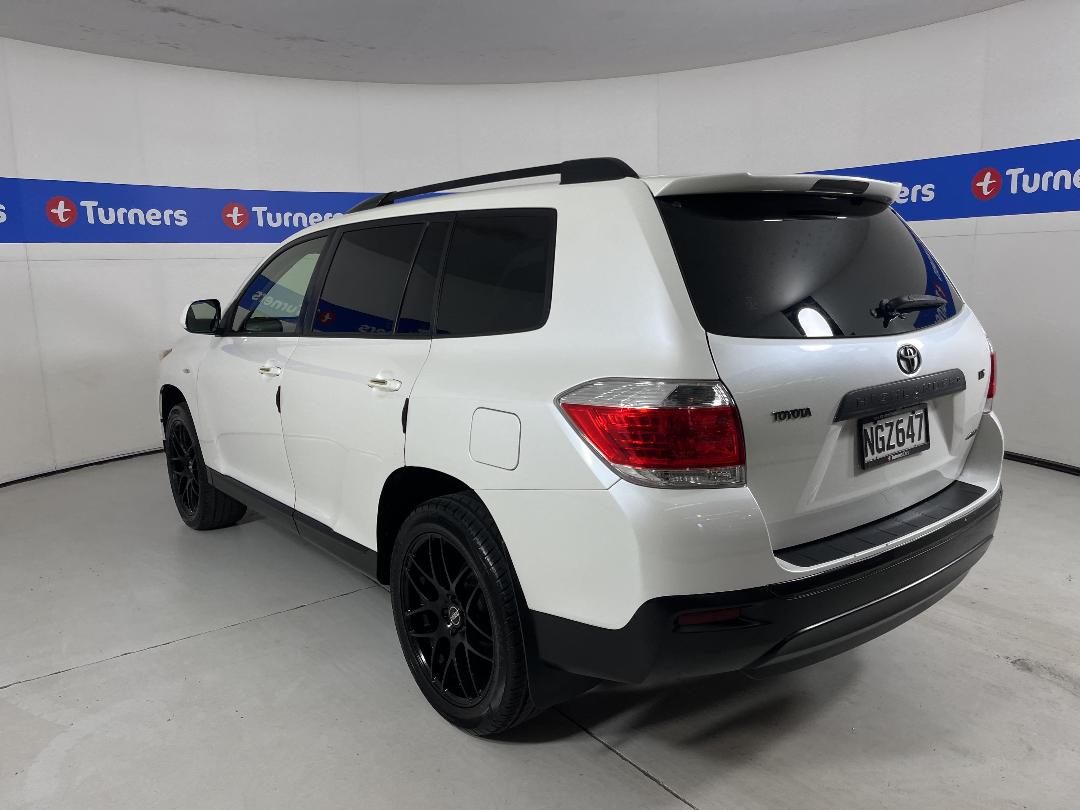 Photo '5' of Toyota Highlander Photo '5' of Toyota Highlander