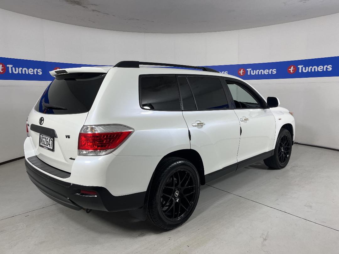 Photo '7' of Toyota Highlander Photo '7' of Toyota Highlander