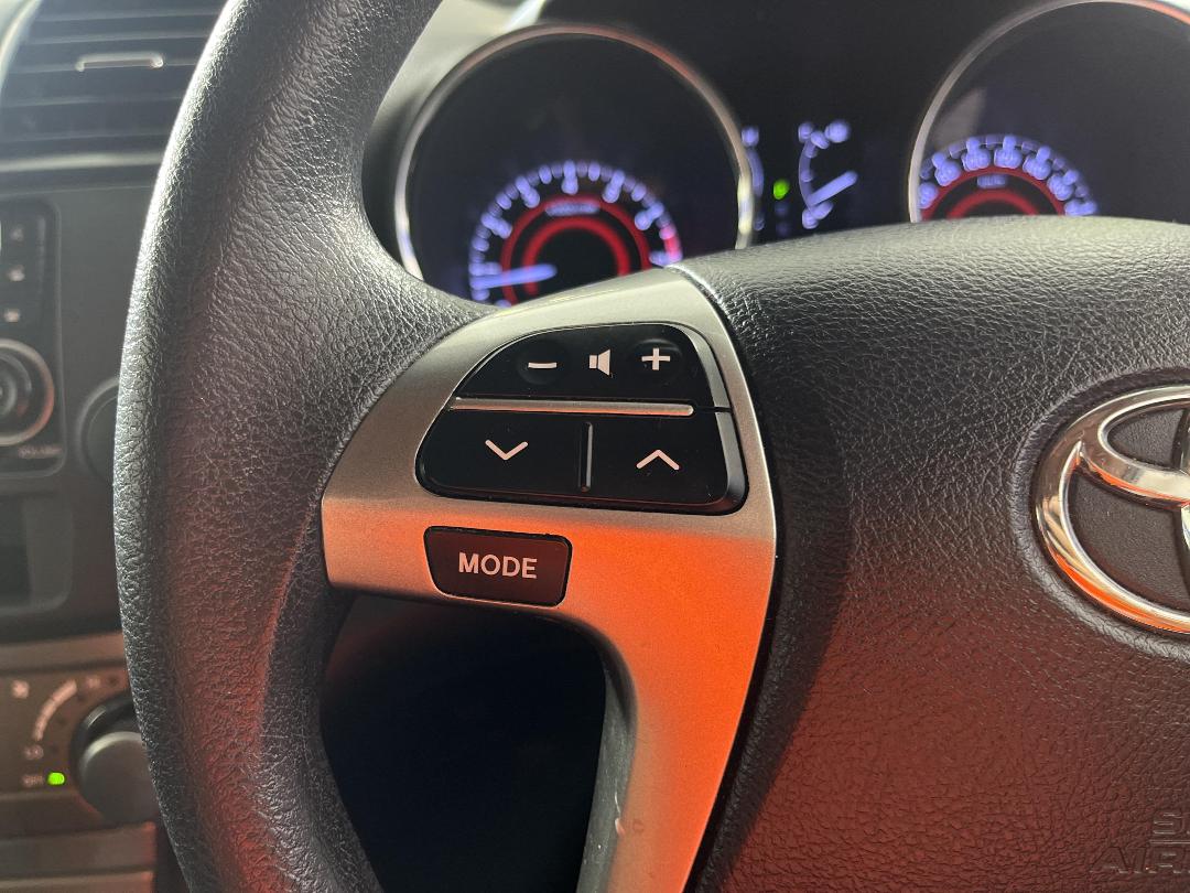 Photo '25' of Toyota Highlander Photo '25' of Toyota Highlander