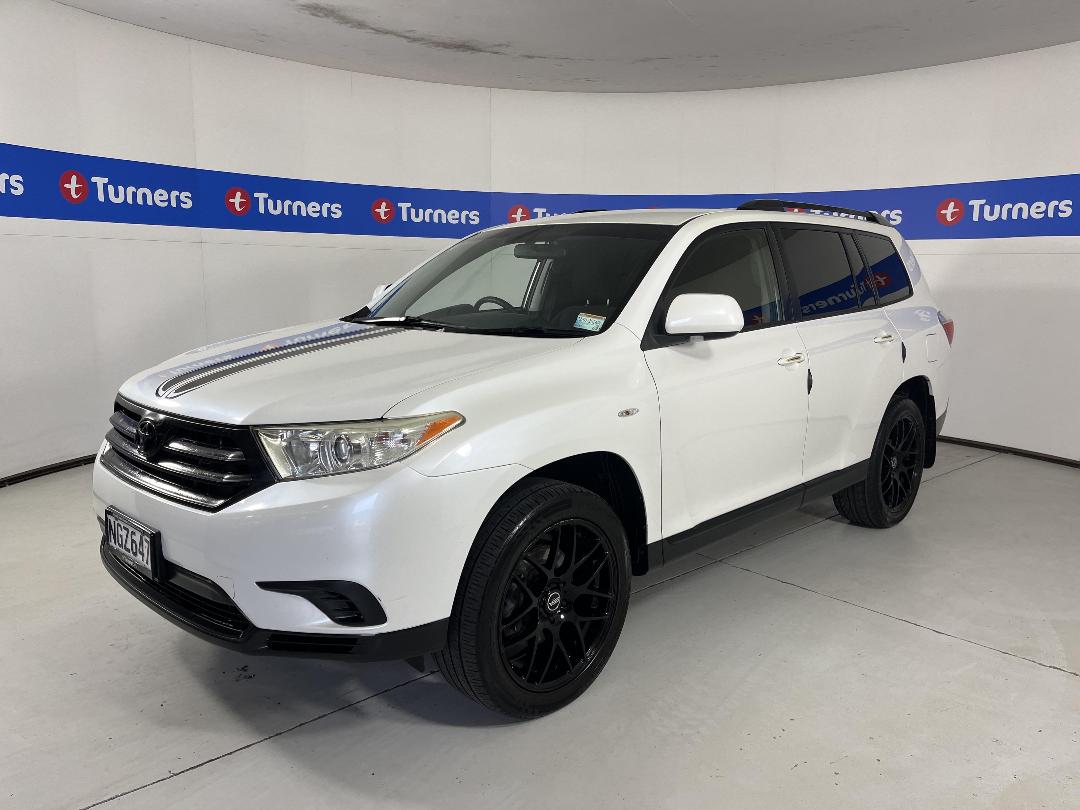 Photo '4' of Toyota Highlander Photo '4' of Toyota Highlander